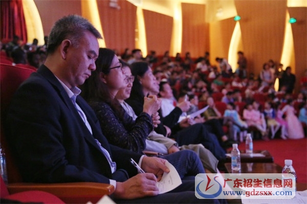圖4 我校何博欣副校長獲邀擔(dān)任評委