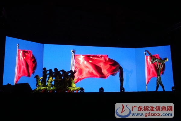 舞蹈《畢業(yè)歌》