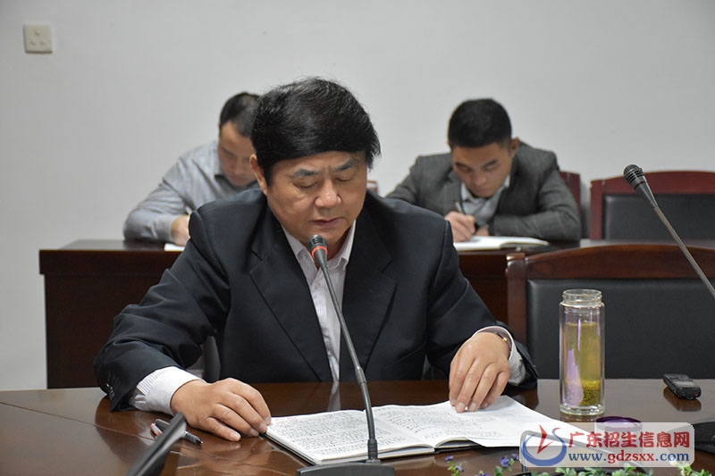 黨委書記康紹華做黨建工作講話