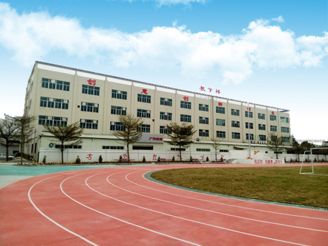 學(xué)校操場(chǎng) 拷貝.jpg
